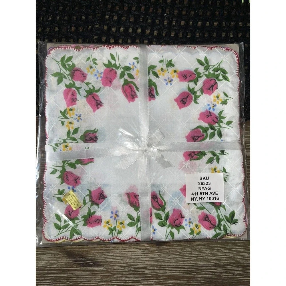 Vintage Floral Corner Scalloped Edge Hanky Handkerchief Bundle Set Of 12 - 12